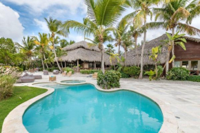 Front 5BR Golf Villa with Jacuzzi, Golf Cart, Pool, Chef, Maid & Beach Club